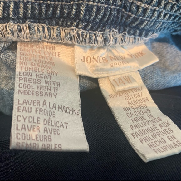Jones New York denim jeans skirt, size 14W - Picture 7 of 7